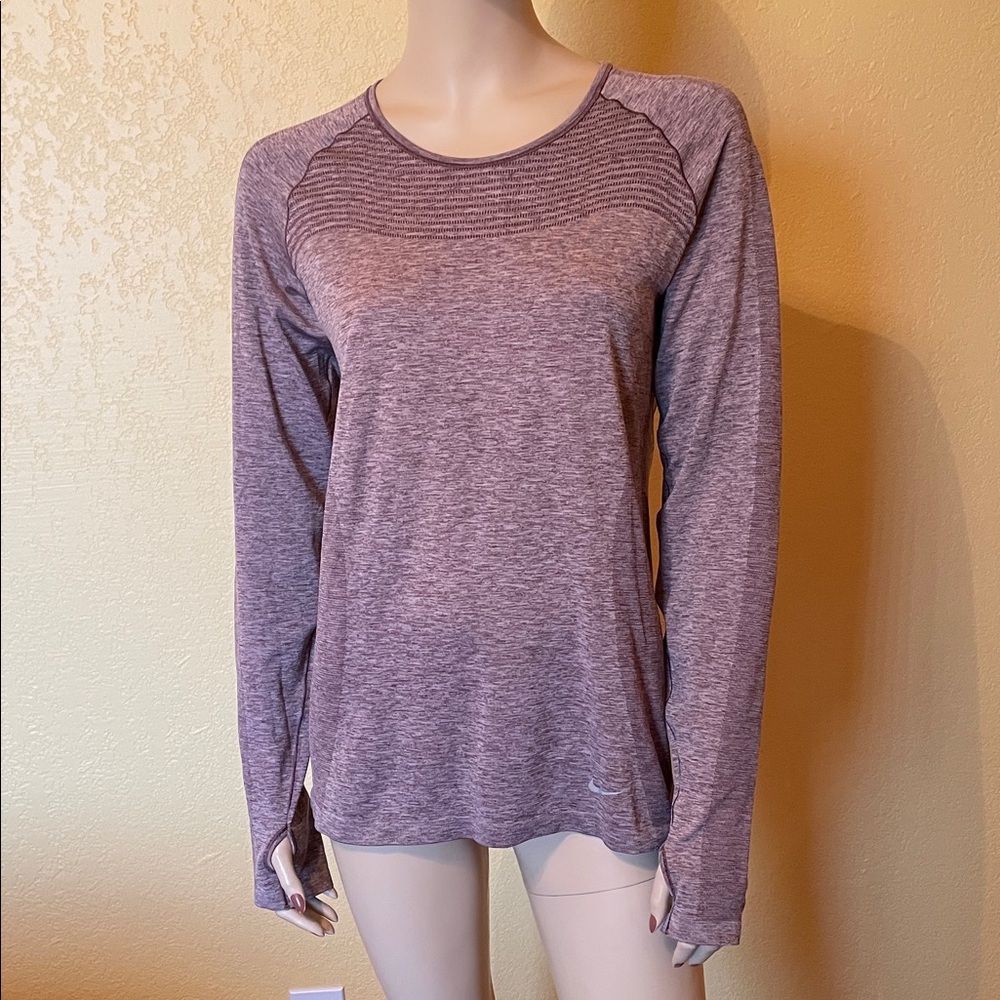 Nike Dri-Fit NWT Purple Athletic Shirt with Thumbholes Sz XL